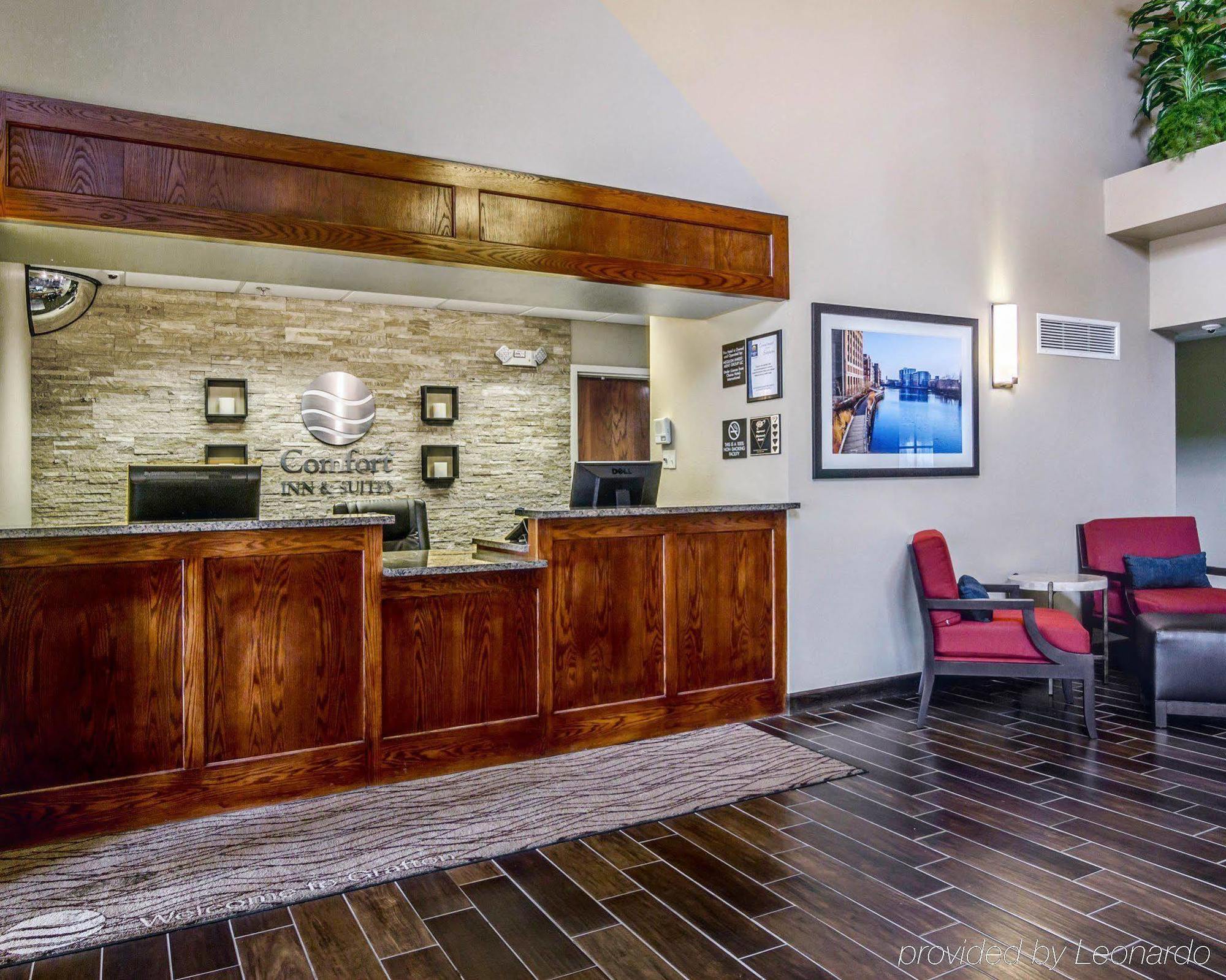 Comfort Inn & Suites Grafton-Cedarburg المظهر الخارجي الصورة