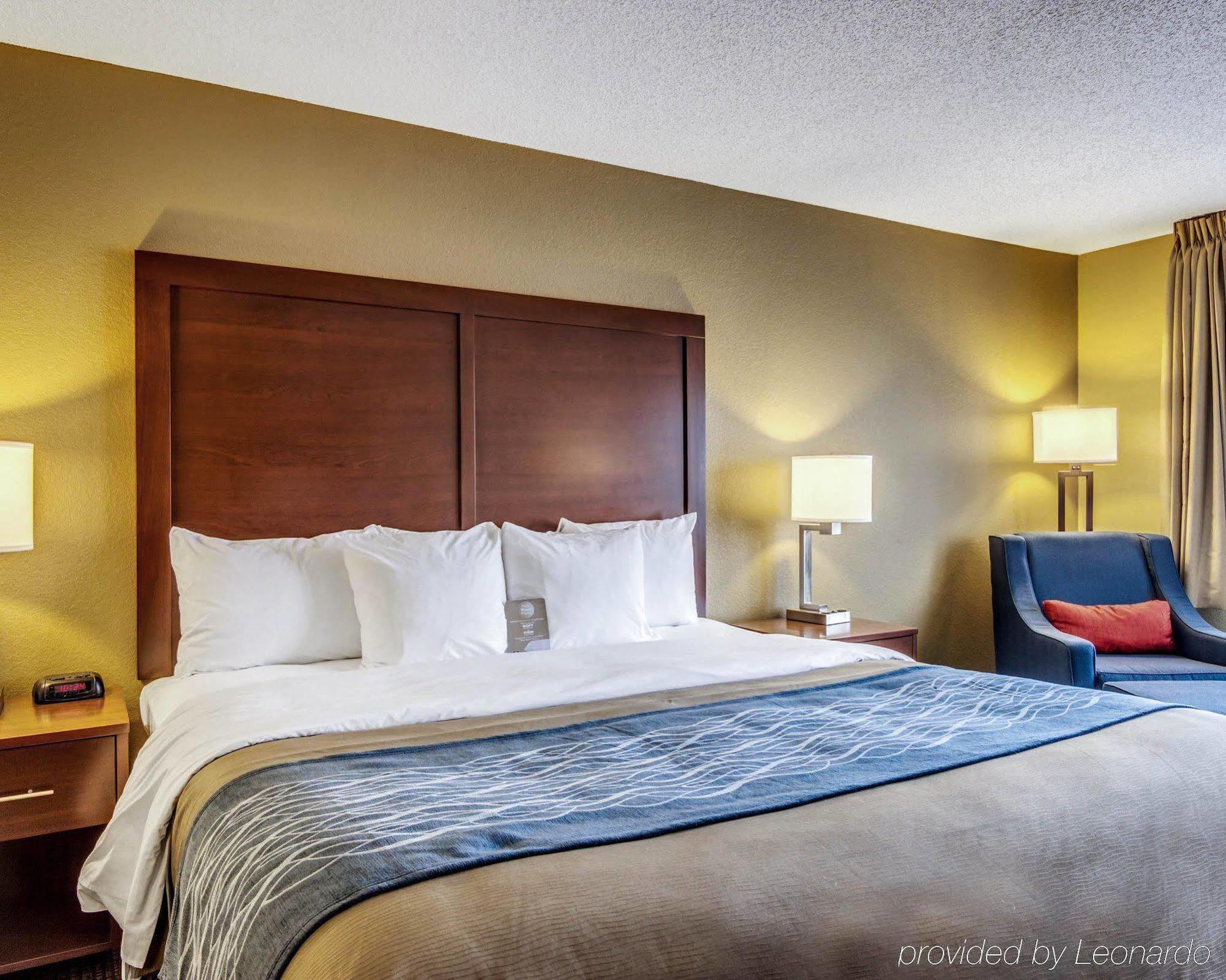 Comfort Inn & Suites Grafton-Cedarburg المظهر الخارجي الصورة