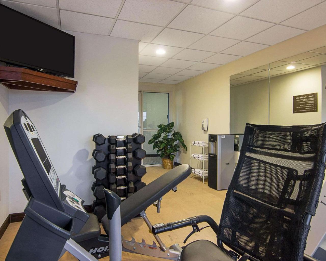 Comfort Inn & Suites Grafton-Cedarburg المظهر الخارجي الصورة